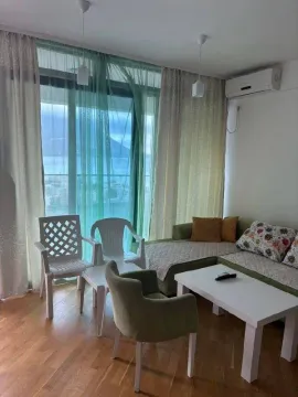 Rent, one bedroom apartment, 45m², Bečići, Budva - image 10