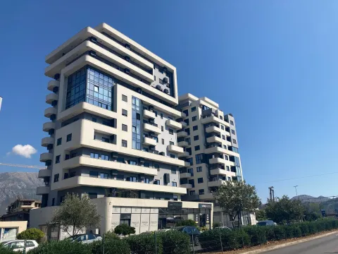 Prodaja, jednosoban stan, 46m², Centar, Bar - image 8