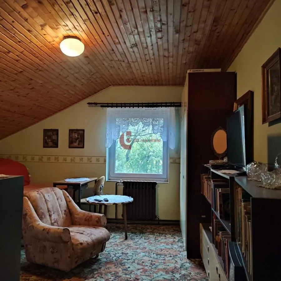 Prodaja, kuća, 210m², Novo Selo, Subotica
