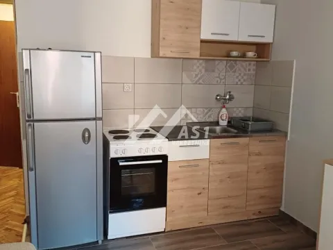 Rent, apartment, 20m², Rotkvarija, Novi Sad Sve Podlokacije - image 3