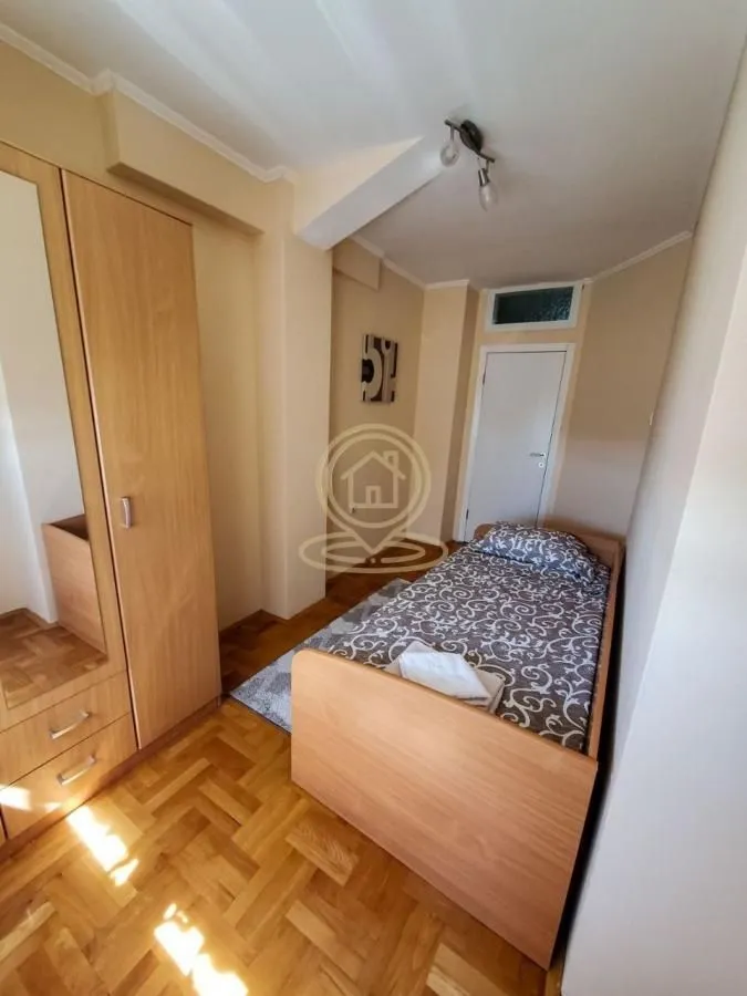 Sale, two bedroom apartment, 46m², Medijana, Niš