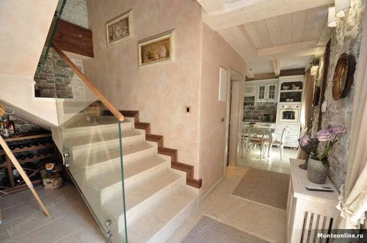 Prodaja, kuća, 105m², Tivat, Crna Gora
