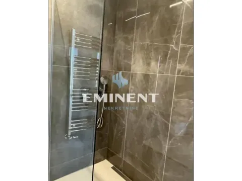 Izdavanje, trosoban stan, 100m², Gundulićev Venac, Beograd - image 13