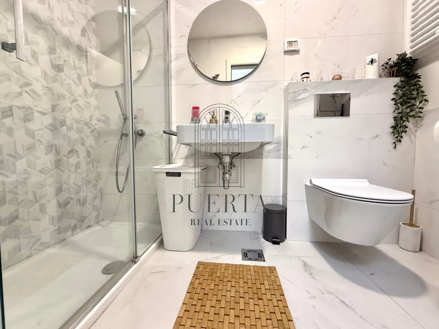 Rent, one bedroom apartment, 49m², Central Point, Podgorica