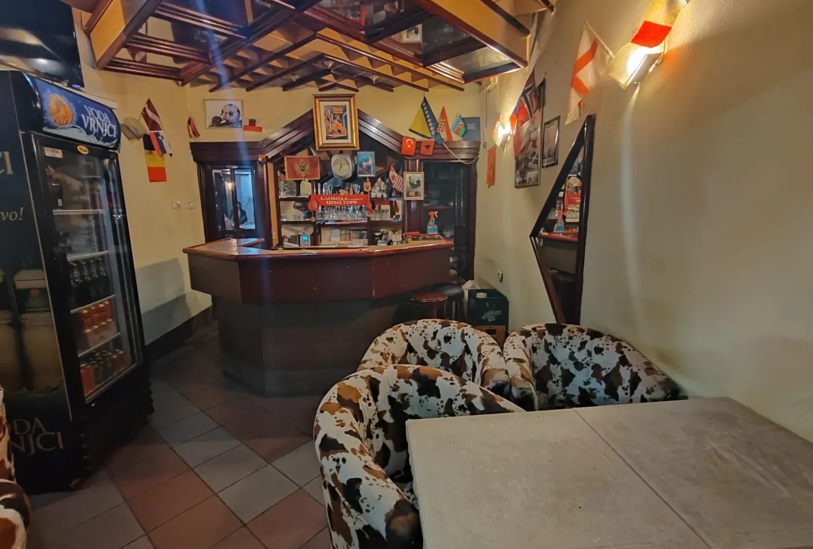 Rent, office space, 24m², Preko Morače, Podgorica