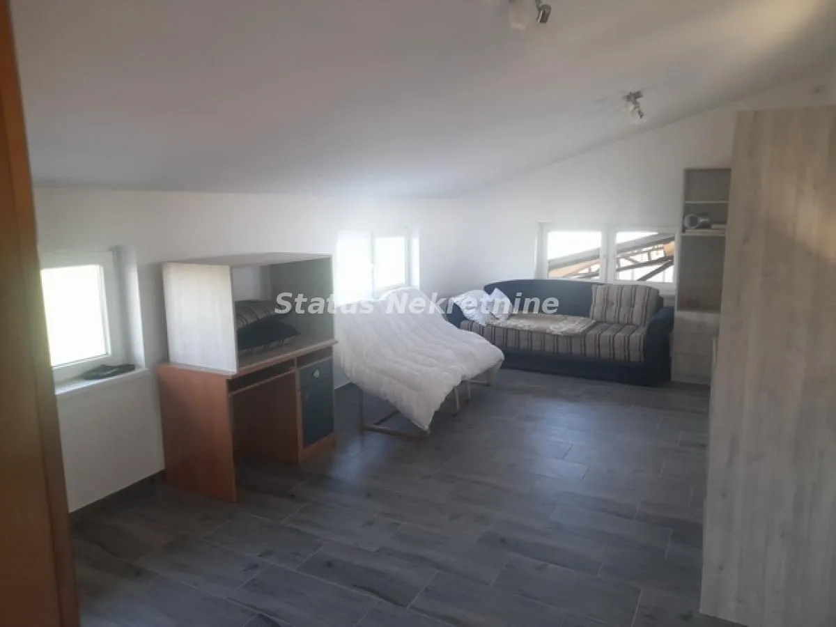 Rent, office space, 528m², Rumenka, Novi Sad Sve Podlokacije