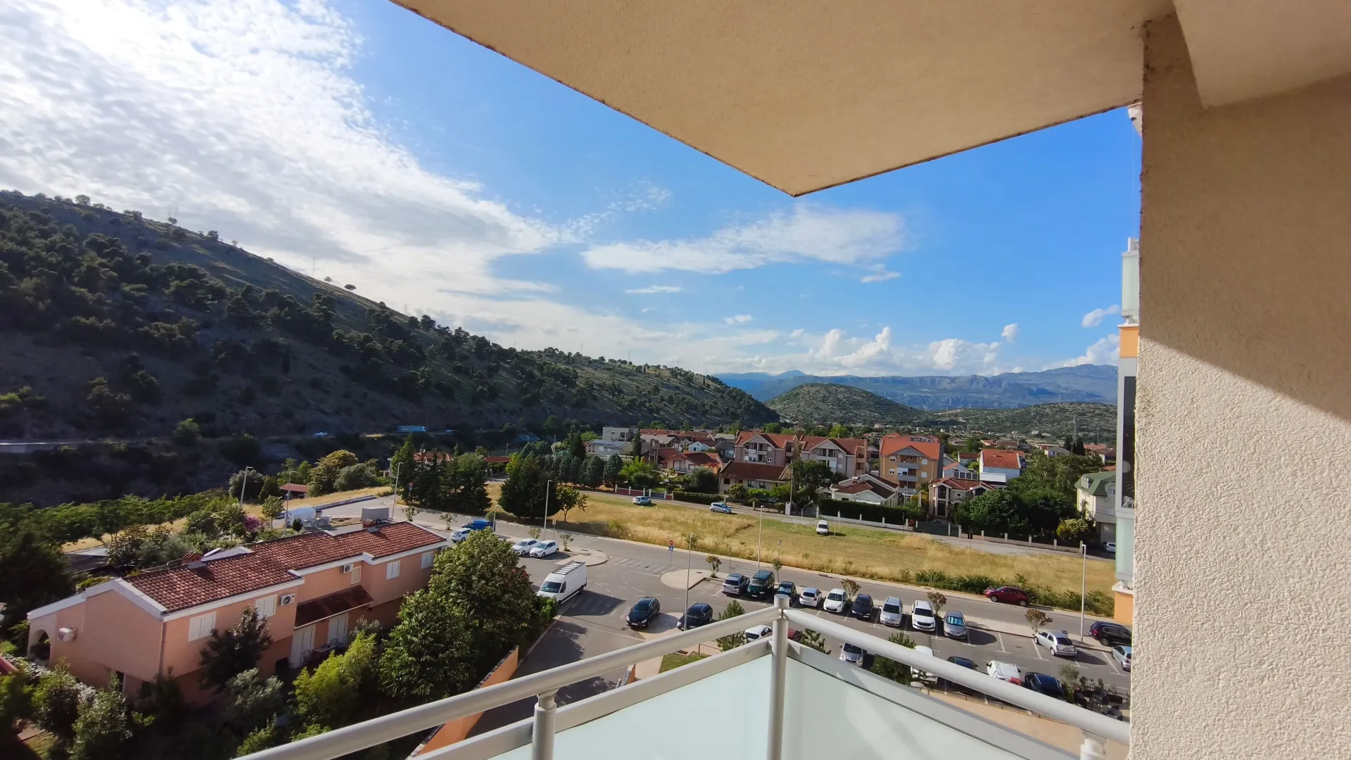Rent, one bedroom apartment, 35m², City Kej, Podgorica