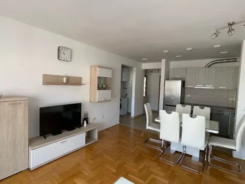 Prodaja, stan, 68m², Dubovica, Budva - image 2