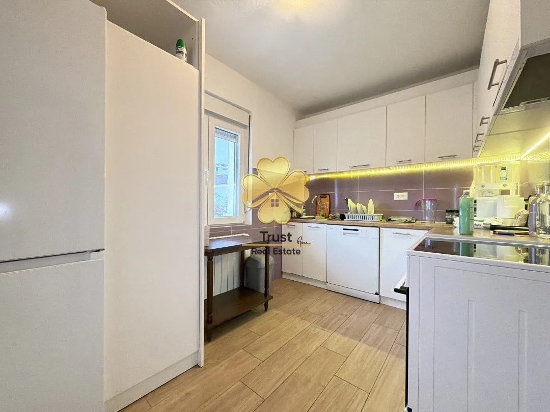 Rent, house, 200m², Tološi, Podgorica