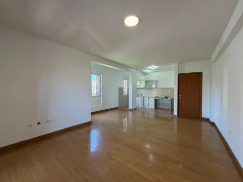 Rent, four bedroom apartment, 109m², Vezirov Most, Podgorica - image 4
