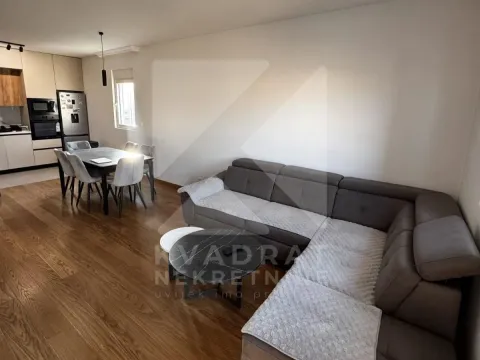 Prodaja, dvosoban stan, 72m², New City, Podgorica - image 2