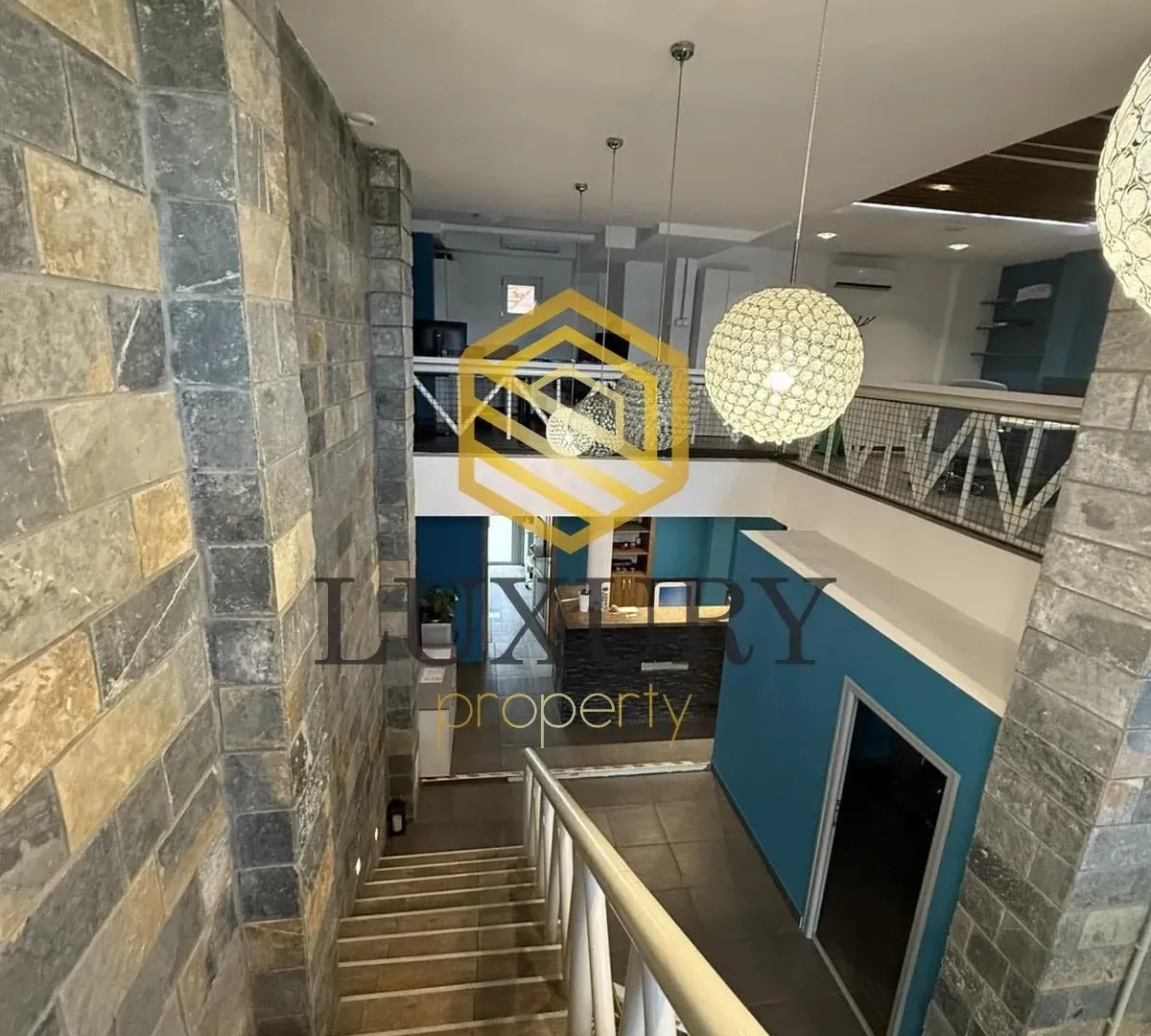 Rent, office space, 180m², 1 maj, Podgorica