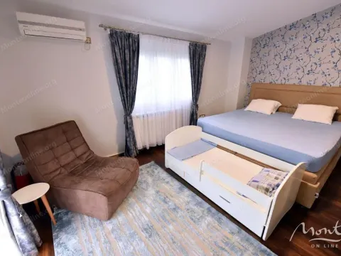 Sale, house, 175m², Podgorica, Crna Gora - image 19