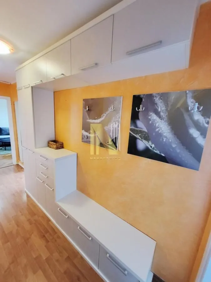 Izdavanje, dvosoban stan, 58m², Bulevar Oslobodjenja, Novi Sad Sve Podlokacije