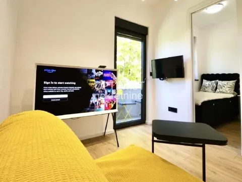 Izdavanje, jednosoban stan, 33m², Stari Grad, Beograd - image 4