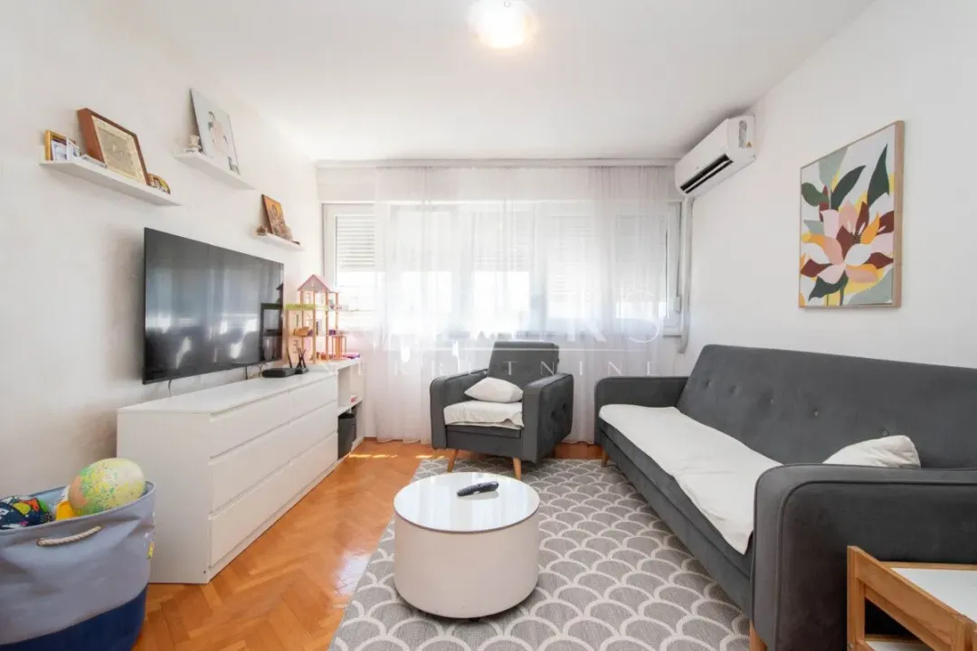 Prodaja, jednosoban stan, 35m², Zabjelo, Podgorica