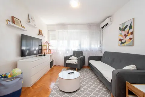 Prodaja, jednosoban stan, 35m², Zabjelo, Podgorica - image 1
