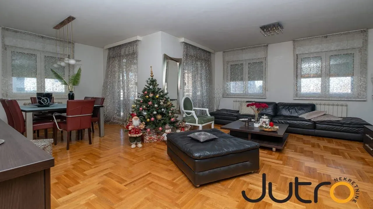 Prodaja, trosoban stan, 164m², Podgorica, Crna Gora