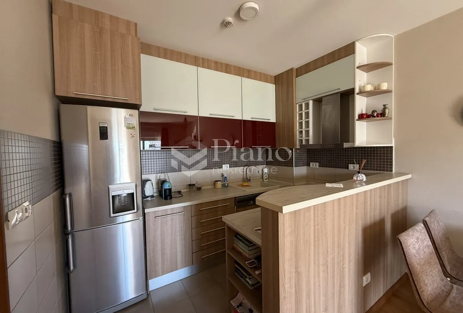 Izdavanje, jednosoban stan, 50m², City Kvart, Podgorica