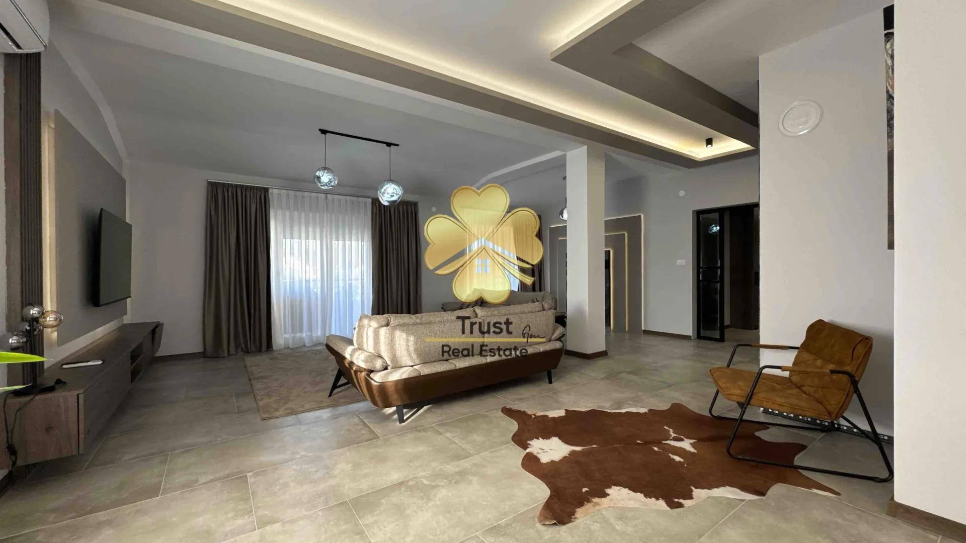 Izdavanje, kuća, 180m², Vranići, Podgorica