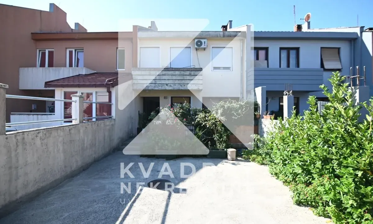 Sale, house, 160m², Zabjelo, Podgorica