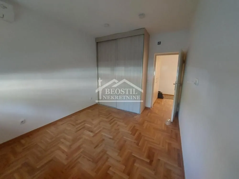 Rent, three bedroom apartment, 65m², Novi Beograd Blok 21, Novi Beograd Sve Podlokacije