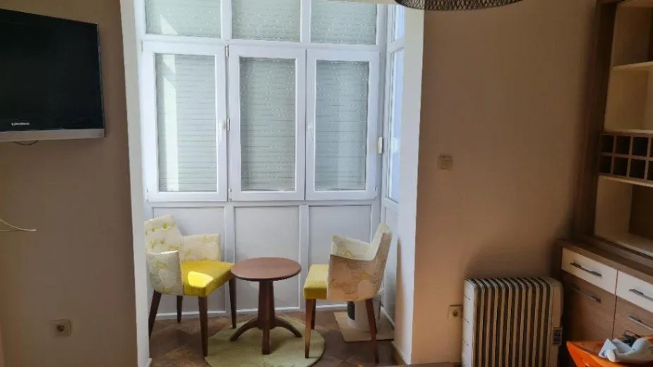 Izdavanje, jednosoban stan, 54m², Preko Morače, Podgorica