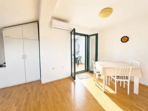 Sale, one bedroom apartment, 44m², Budva, Crna Gora - image 12