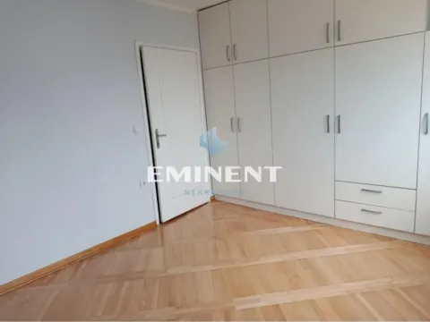 Rent, four bedroom apartment, 125m², Savski Venac, Beograd - image 11