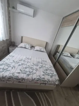 Rent, one bedroom apartment, 50m², Zaobilaznica, Budva - image 2