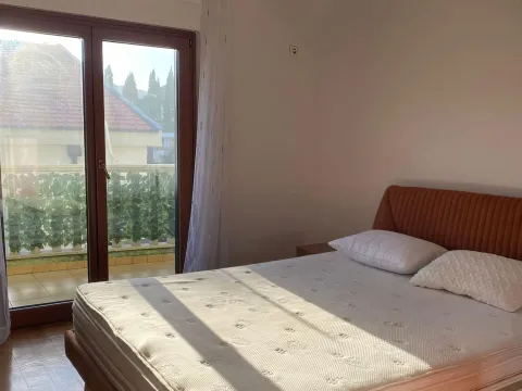 Rent, one bedroom apartment, 462m², Savina, Herceg Novi - image 11