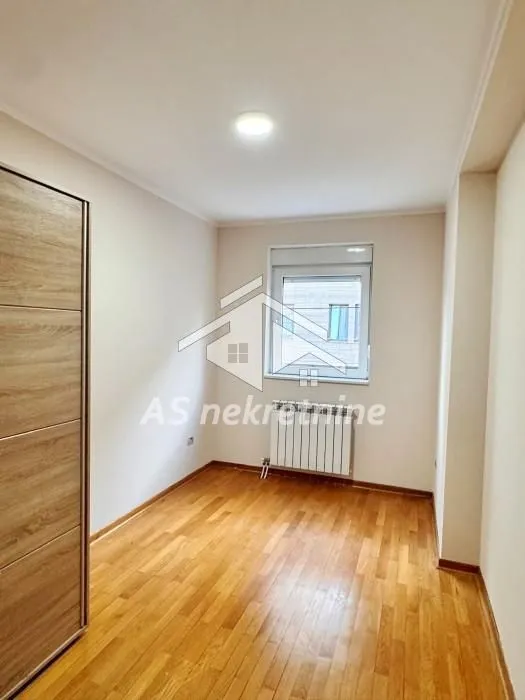 Izdavanje, trosoban stan, 67m², Lekino Brdo, Voždovac Sve Podlokacije
