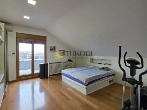 Prodaja, stan, 352m², Centar, Novi Sad - image 22