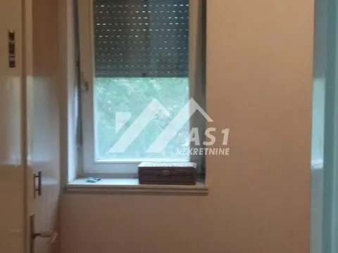 Izdavanje, jednosoban stan, 34m², Socijalno, Novi Sad Sve Podlokacije - image 5