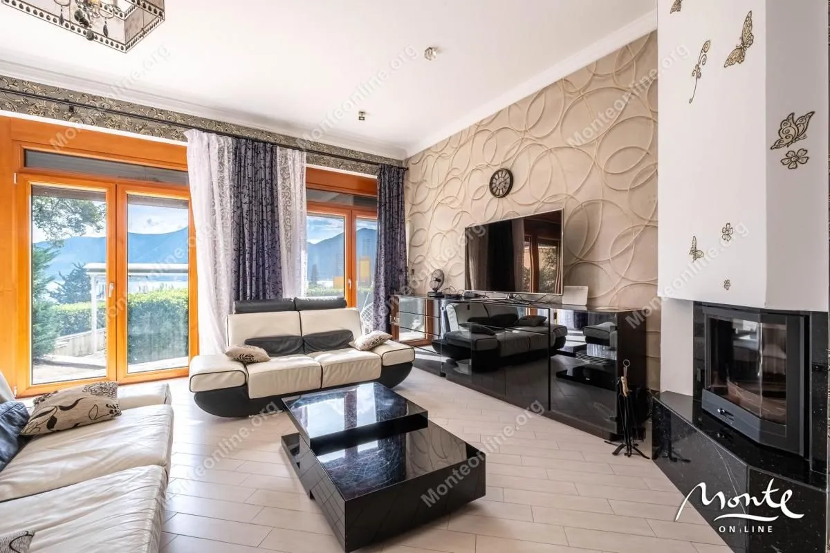Sale, three bedroom apartment, 101m², Orahovac, Kotor