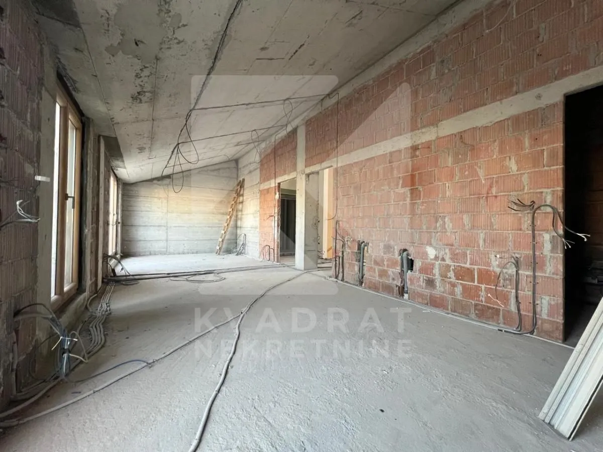 Rent, office space, 864m², Centar, Podgorica