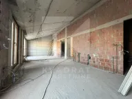 Izdavanje, poslovni prostor, 864m², Centar, Podgorica - image 7