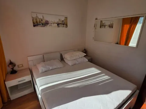 Prodaja, trosoban stan, 57m², Centar, Budva - image 8
