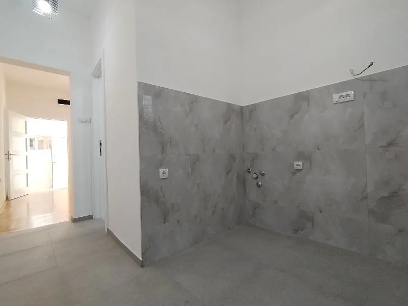 Prodaja, dvosoban stan, 40m², Savski Venac, Beograd