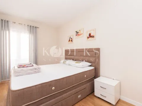 Izdavanje, jednosoban stan, 40m², Central Point, Podgorica - image 16