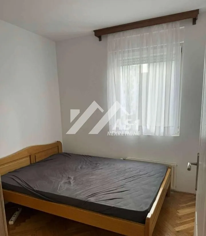 Izdavanje, jednosoban stan, 44m², Adamovićevo Naselje, Novi Sad Sve Podlokacije
