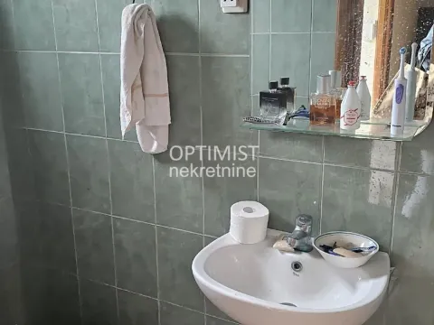 Sale, house, 176m², Batajnica, Beograd - image 9
