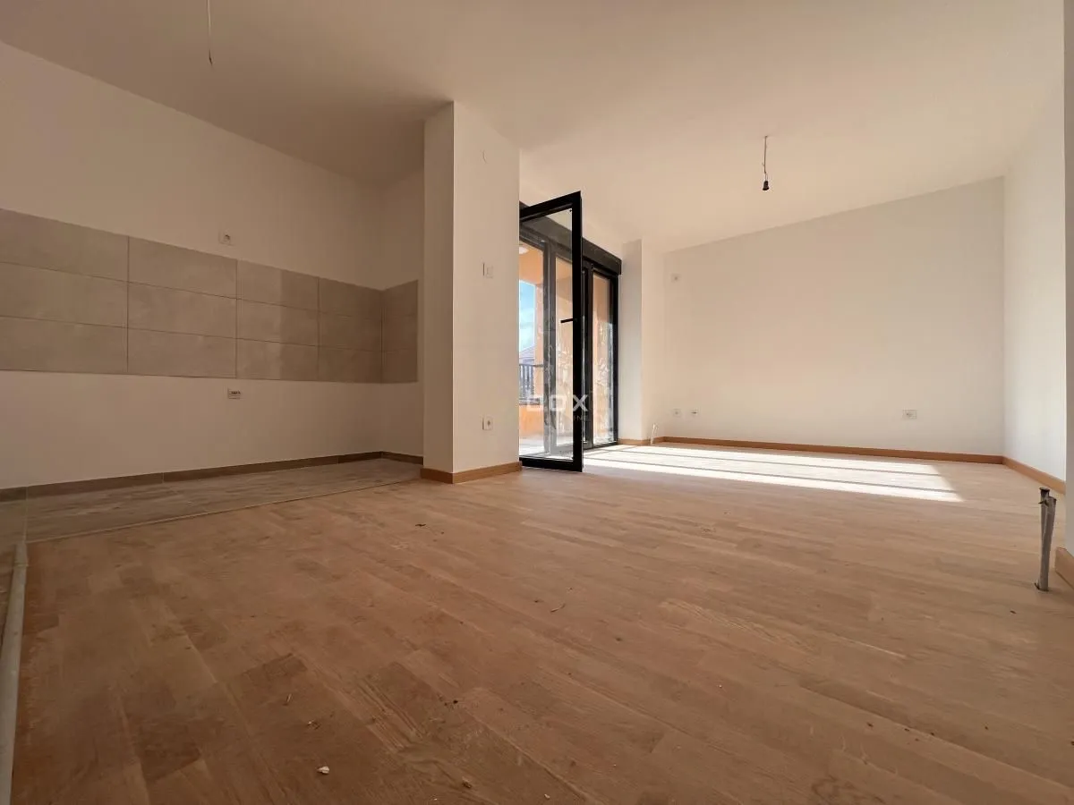 Prodaja, trosoban stan, 79m², Medijana, Niš