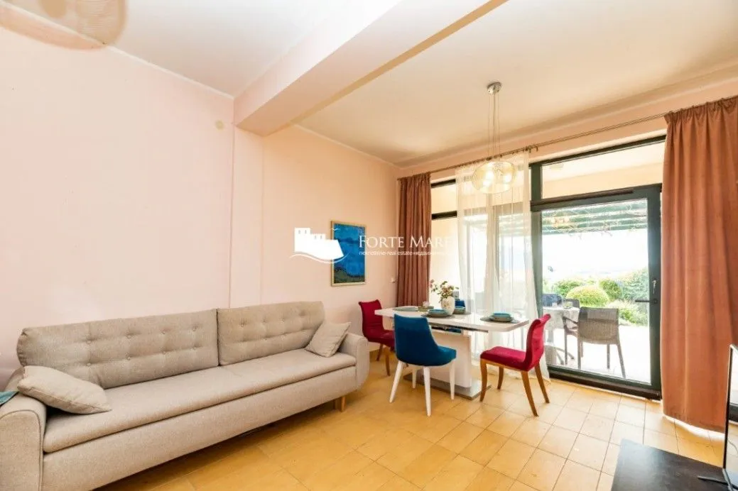 Prodaja, dvosoban stan, 103m², Bijela, Herceg Novi