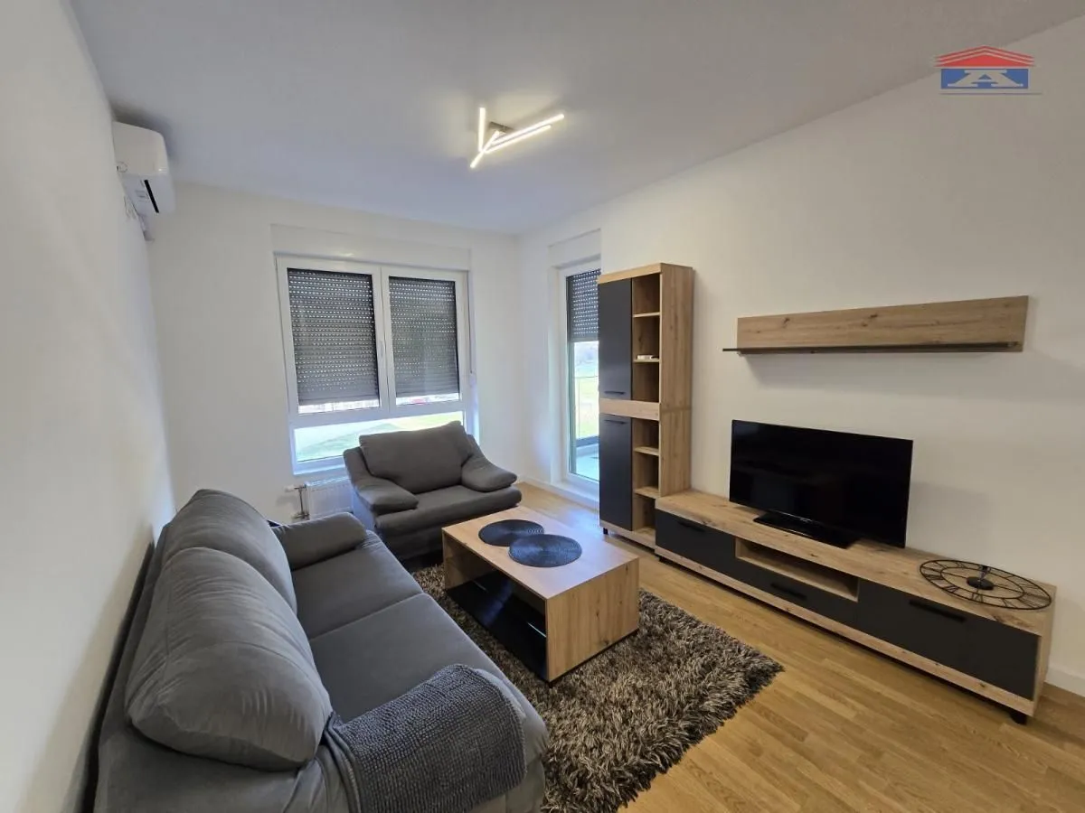 Izdavanje, dvosoban stan, 44m², Novo naselje, Novi Sad