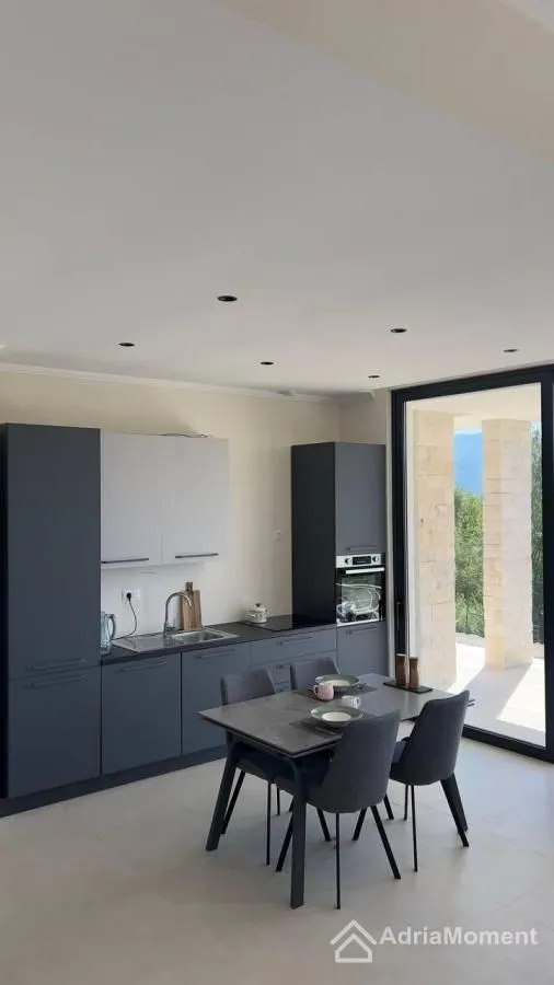 Prodaja, kuća, 180m², Herceg Novi, Crna Gora