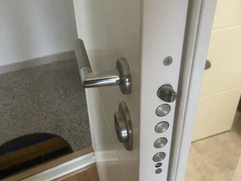 Rent, four bedroom apartment, 85m², Novi Beograd Blok 71, Novi Beograd Sve Podlokacije - image 12