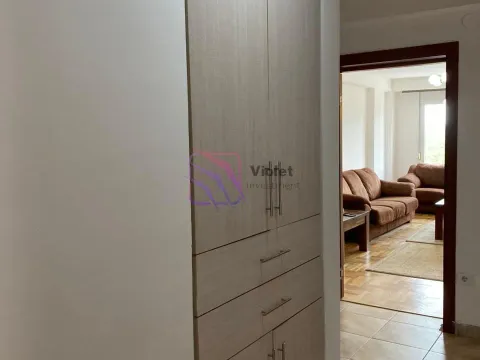 Izdavanje, trosoban stan, 92m², Kod Big Fashion-a, Podgorica - image 19