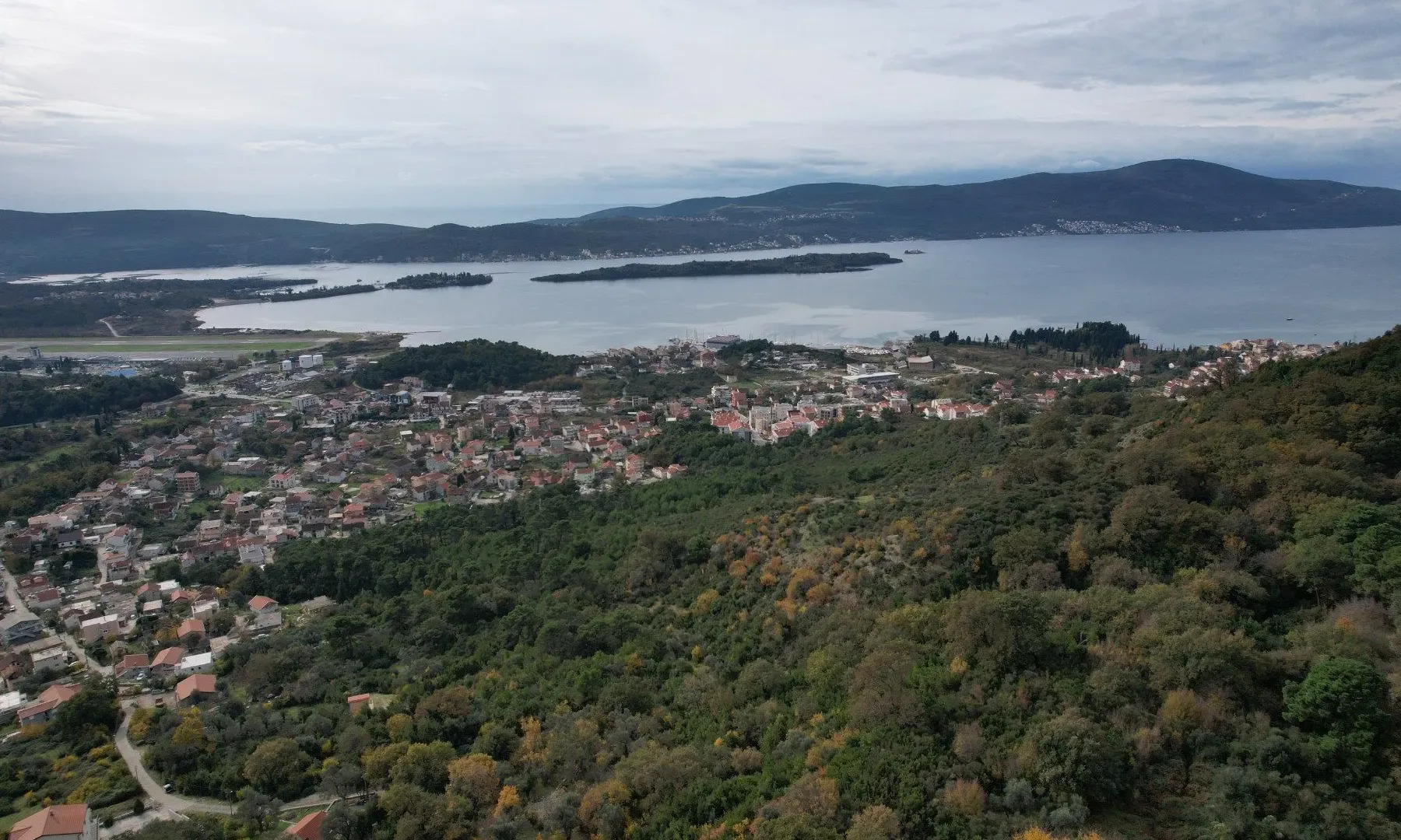 Prodaja, plac, 9160m², Tivat, Crna Gora