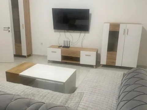 Izdavanje, jednosoban stan, 45m2, Ilino, Bar Izdavanje, jednosoban stan, 45m2, Ilino, Bar